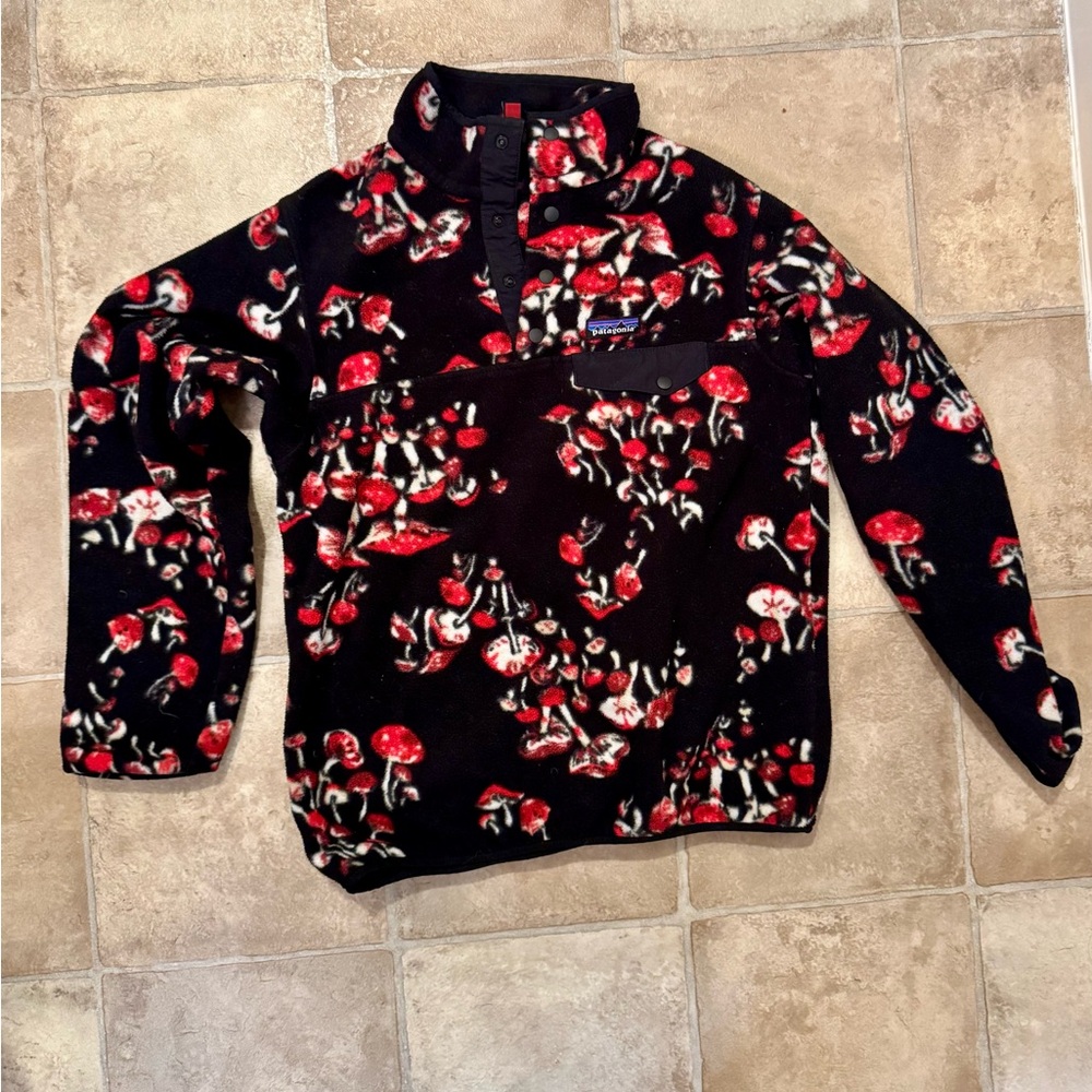 Women’s Patagonia Mushroom Synchilla Snap-T Fleece Pullover